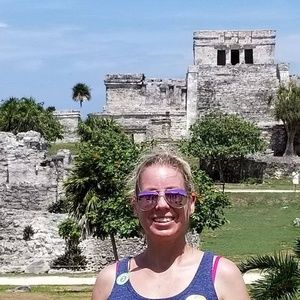 Meet your Posher, Kelly